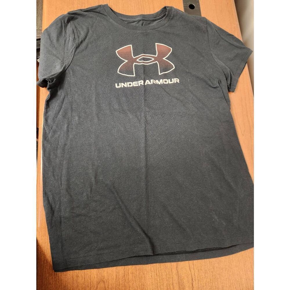 Under Armour XL Black t-shirt
